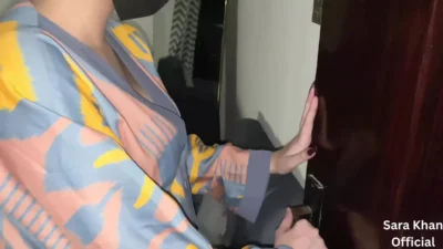 ألتقي بصديقي سراً في منتصف الليل ❤️